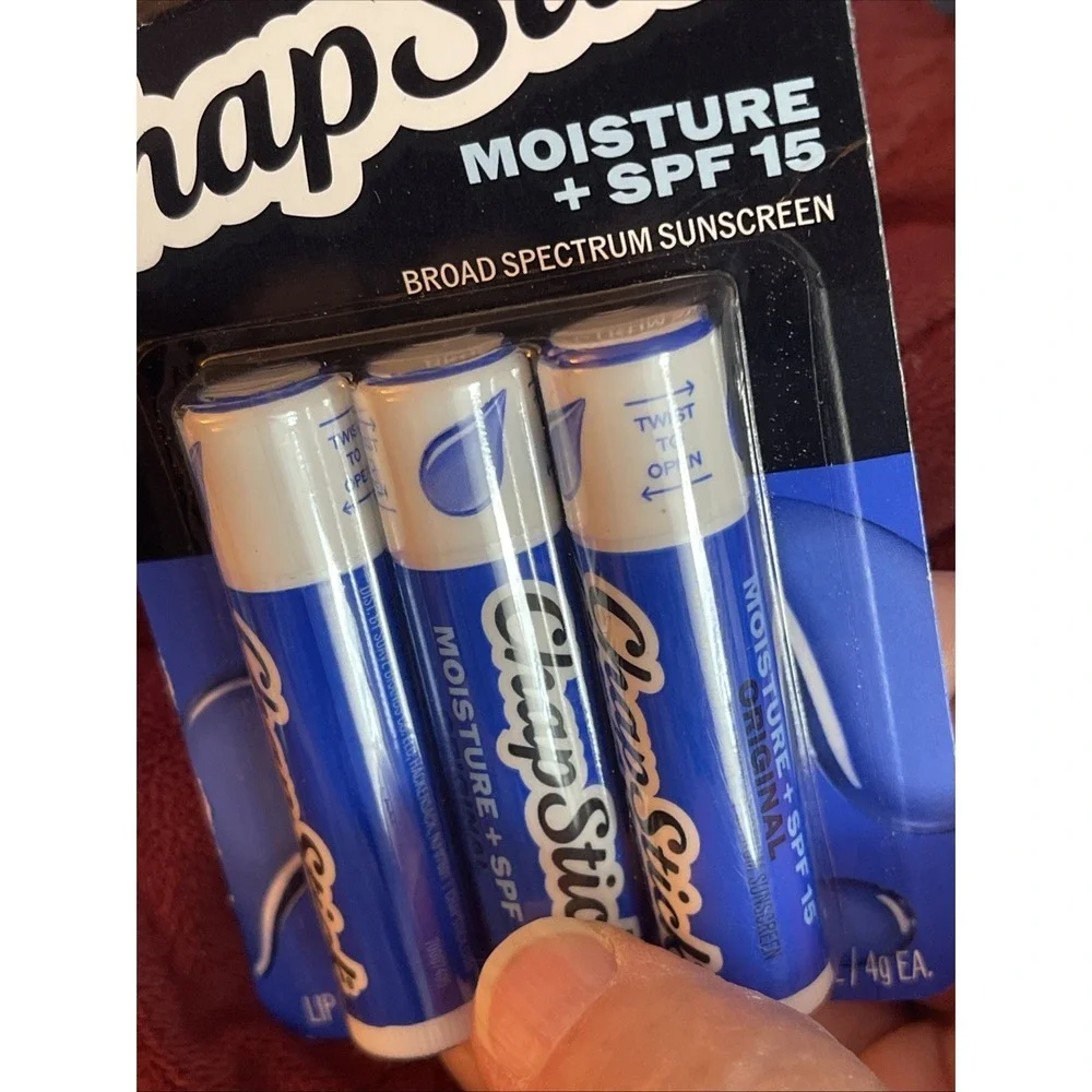 Lot Of 2 Three Packs Chapstick Tubes 24h Moisture + SPF 15 Lip‎ Protectant